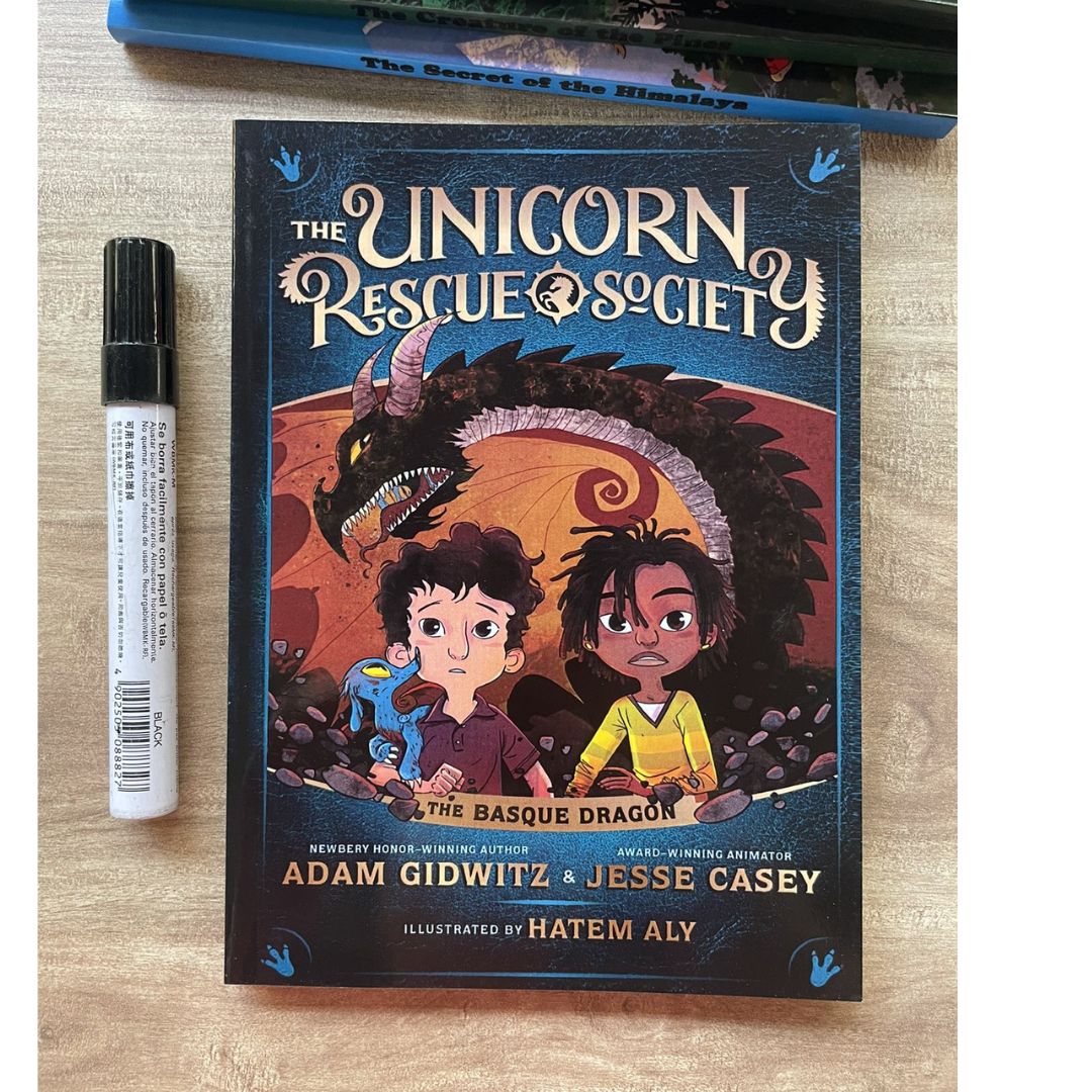 The Unicorn Rescue Society (6 books, softcover, no box) - slight dents on book cover