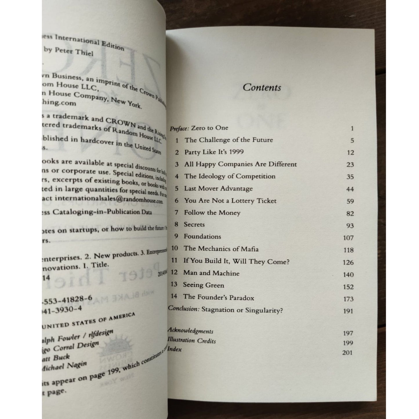 Zero to One: Notes on Startups, or How to Build the Future (softcover) brand new