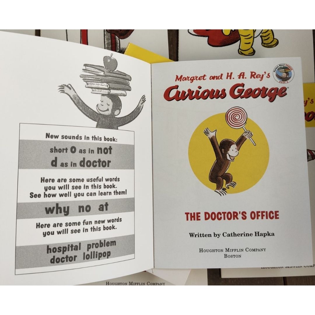 Curious George: Curious About Phonics (12 books) box set