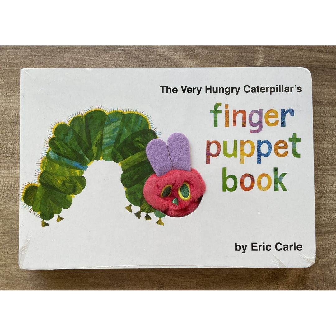 The Very Hungry Caterpillar's Finger Puppet Book by Eric Carle (brand new Counting board book)