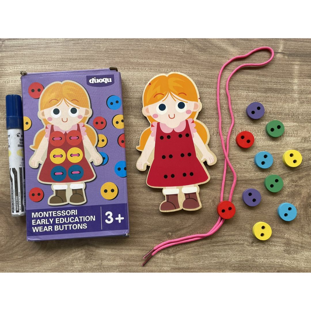 Montessori Early Education Wear Buttons (Singles) - Girl (brand new wooden educational toy boxed set, box with dents and folds)