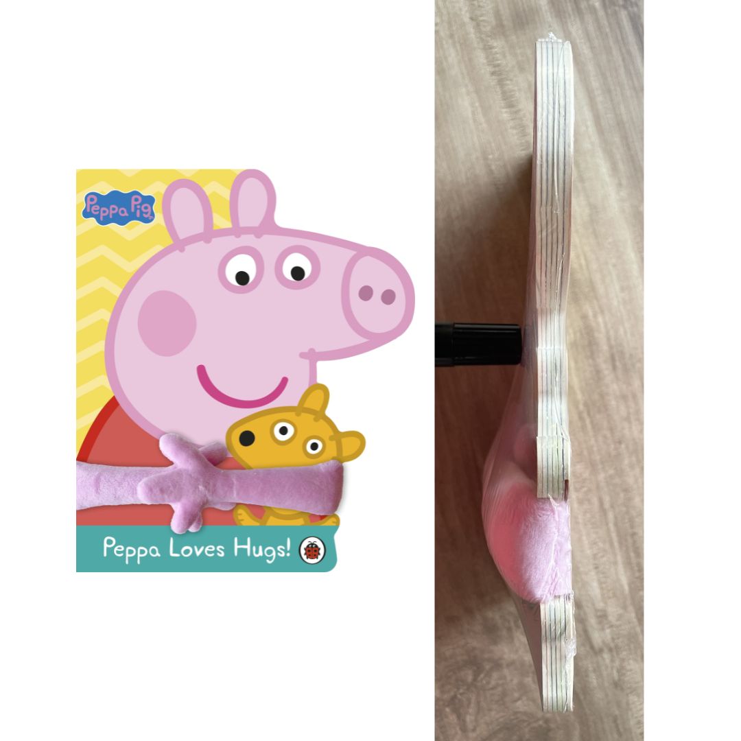 Peppa Pig: Peppa Loves Hugs (Hug Book) Board Book
