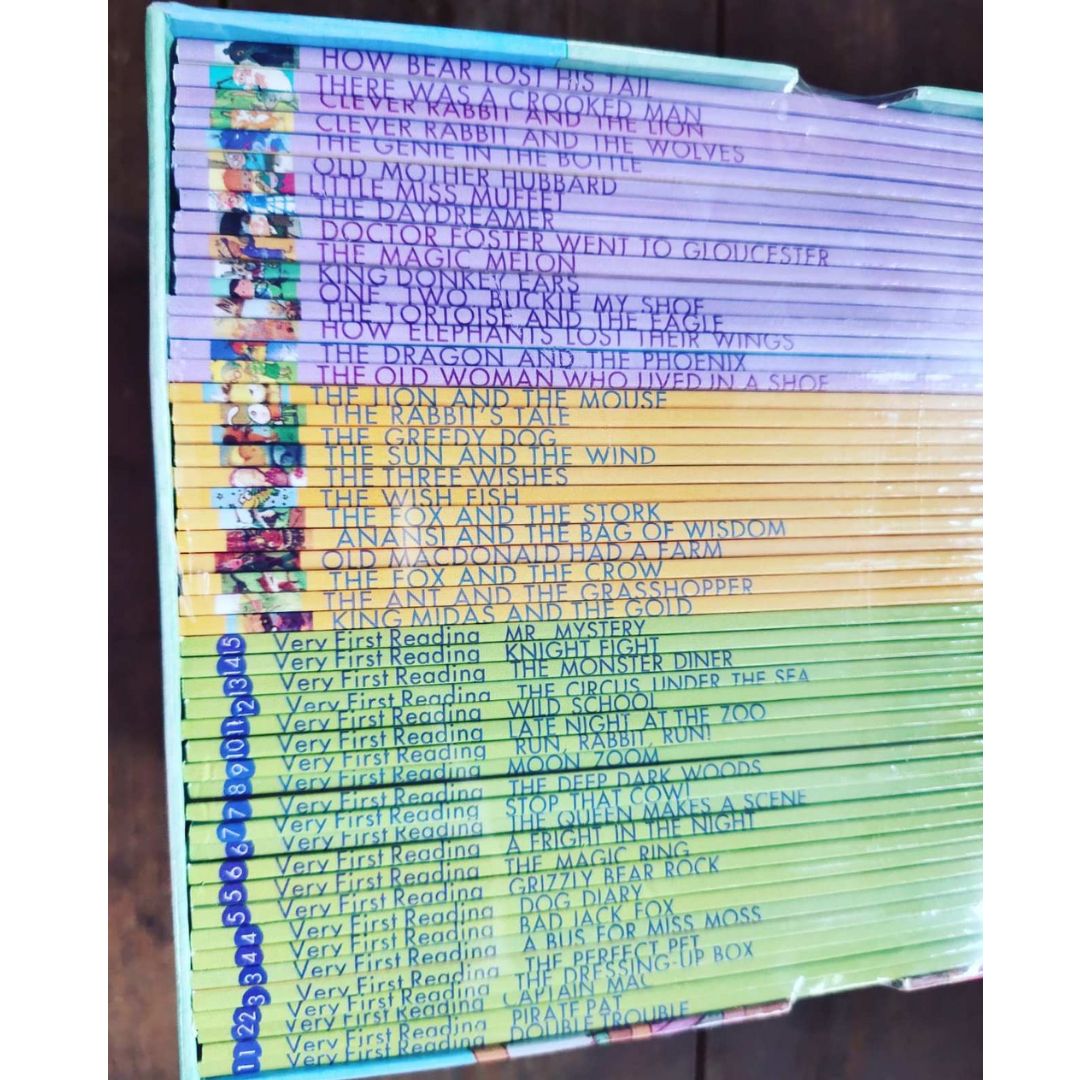 Usborne My First Reading Library 50 books Level 1 (green box) BOX with TEAR and DENTS, books no damage
