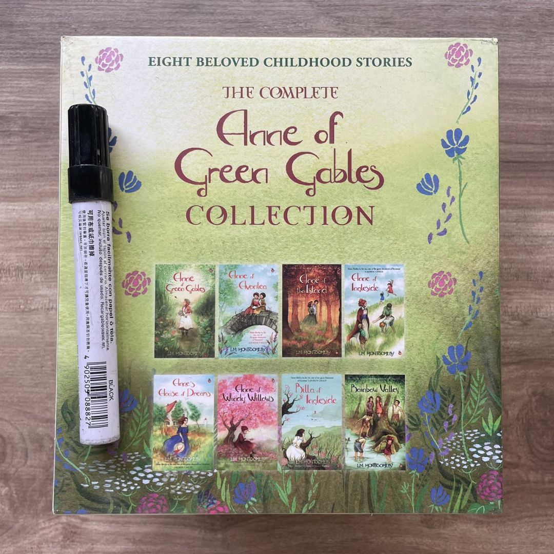 The Complete Anne of Green Gables Collection Box Set (8 books) softcover
