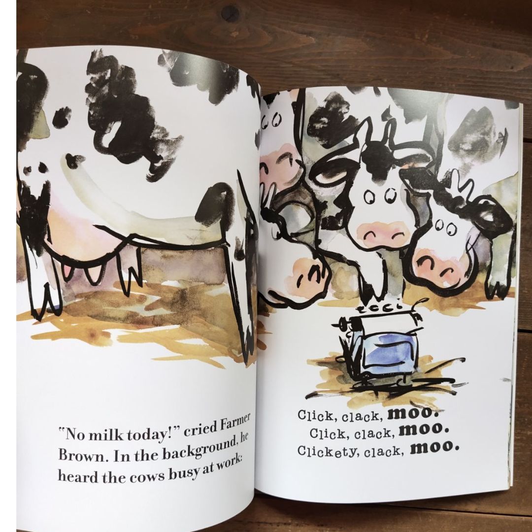 Click, Clack, Moo: Cows That Type (softcover) by Doreen Cronin, Betsy Lewin
